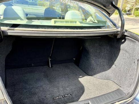 Used 2013 Nissan Sentra S image 16