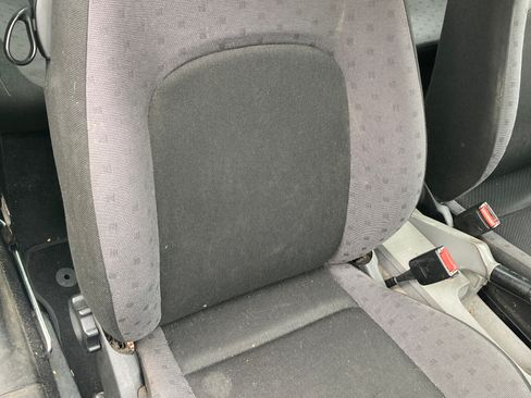 Used 2000 Volkswagen Beetle GLS FWD image 26