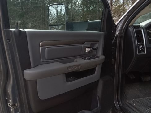 Used 2018 RAM 3500 Lone Star image 8