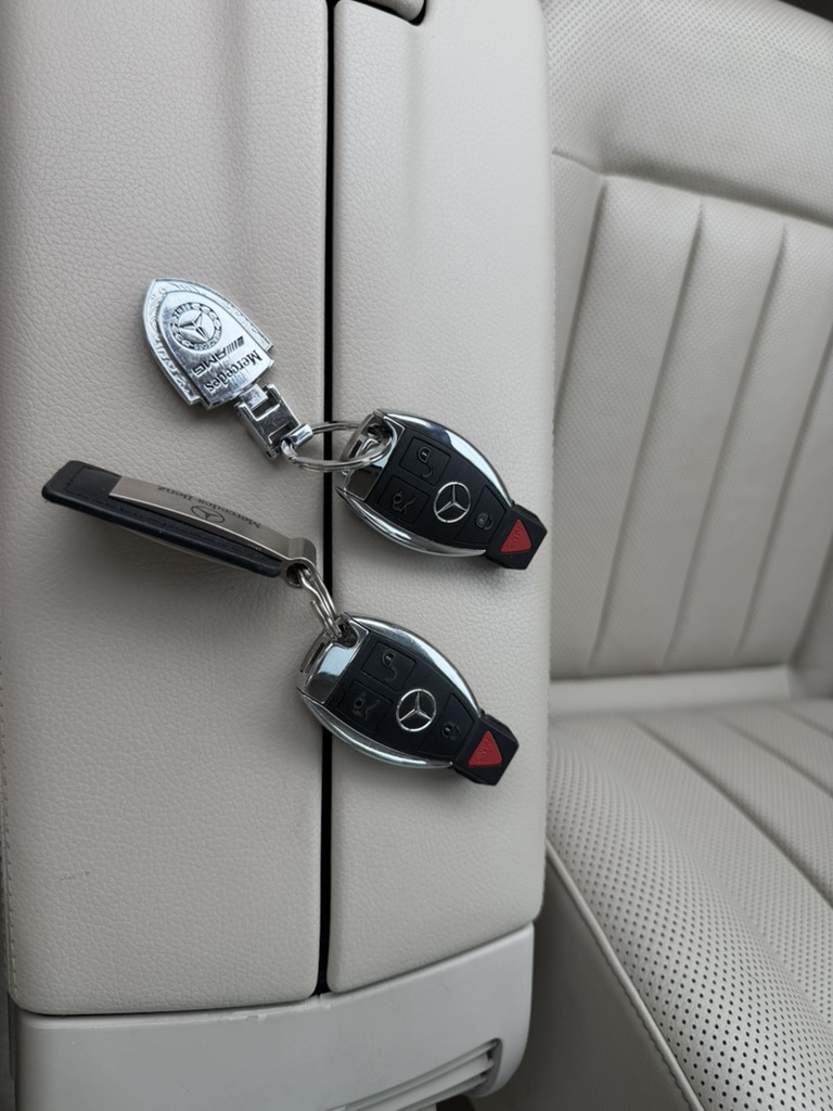 Used 2015 Mercedes-Benz E 400 Sedan image 15