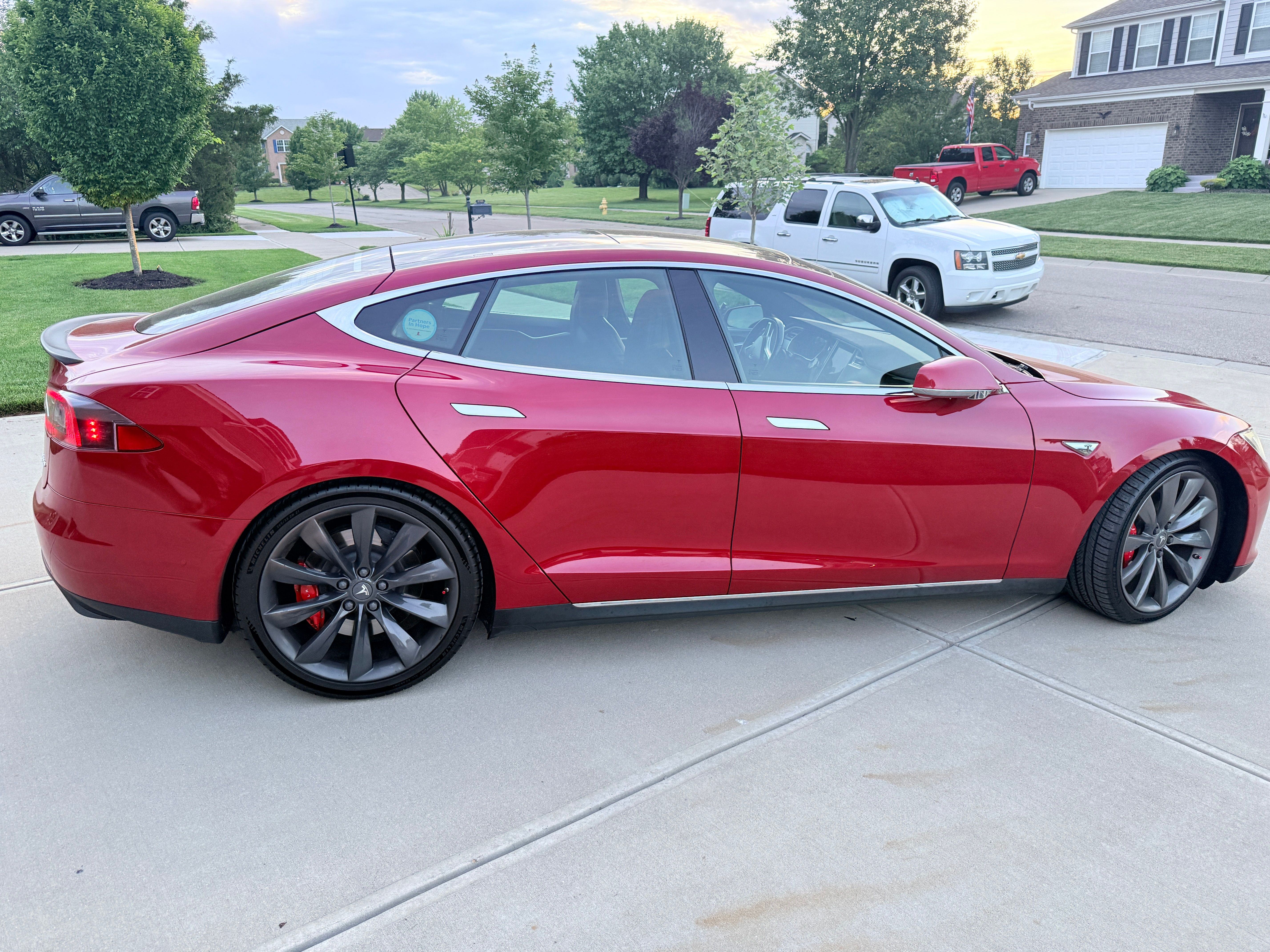 Used 2015 Tesla Model S P90D AWD/4WD image 1