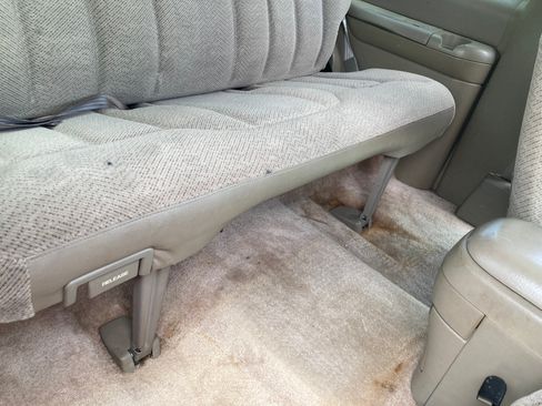 Used 1998 Chevrolet Tahoe 4WD 2-Door w/ Preferred Equipment Group 2 image 12