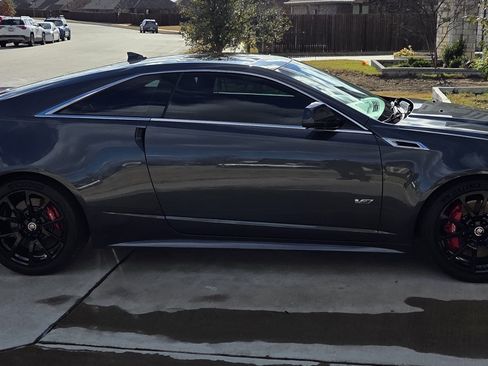 Used 2015 Cadillac CTS V image 8