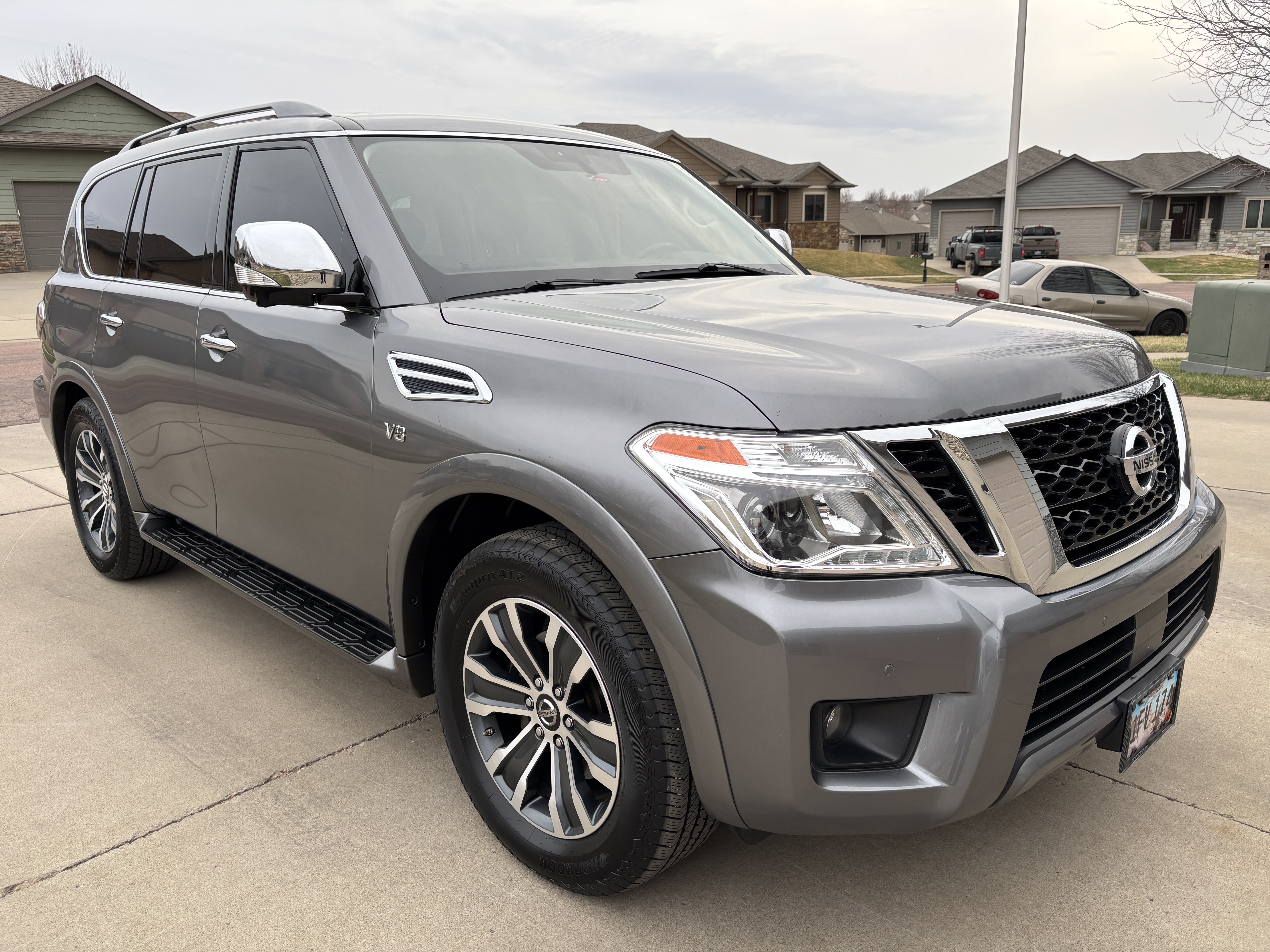 Used 2020 Nissan Armada SL w/ Premium Package AWD/4WD image 4