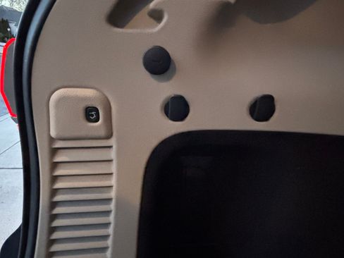 Used 2015 Jeep Grand Cherokee Limited image 22