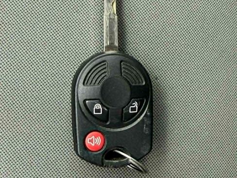 Used 2014 Ford Escape SE image 21