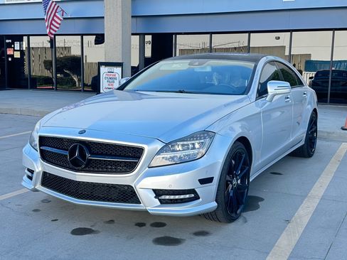 Used 2013 Mercedes-Benz CLS 550 image 2