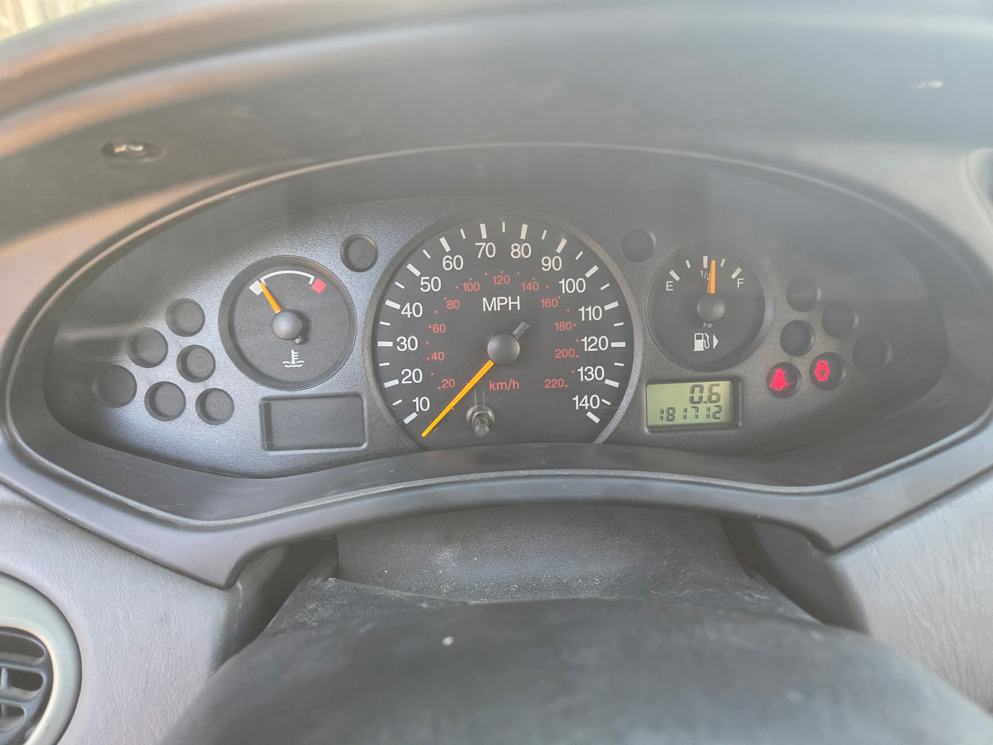 Used 2003 Ford Focus SE FWD image 5