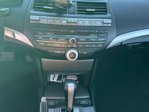 Used 2012 Honda Accord EX-L image 9
