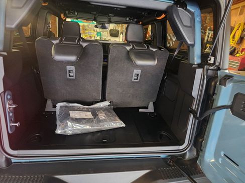 Used 2023 Ford Bronco Badlands image 16