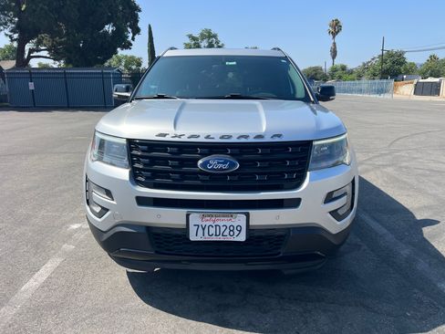 Used 2017 Ford Explorer Sport image 11