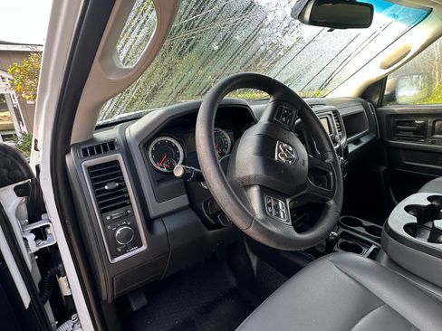 Used 2016 RAM 2500 Tradesman w/ Protection Group image 8