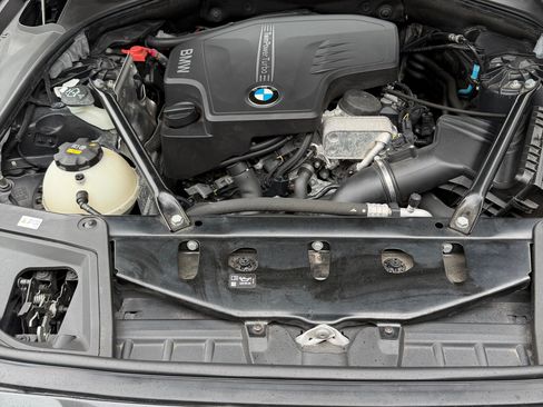 Used 2016 BMW 528i Sedan image 17