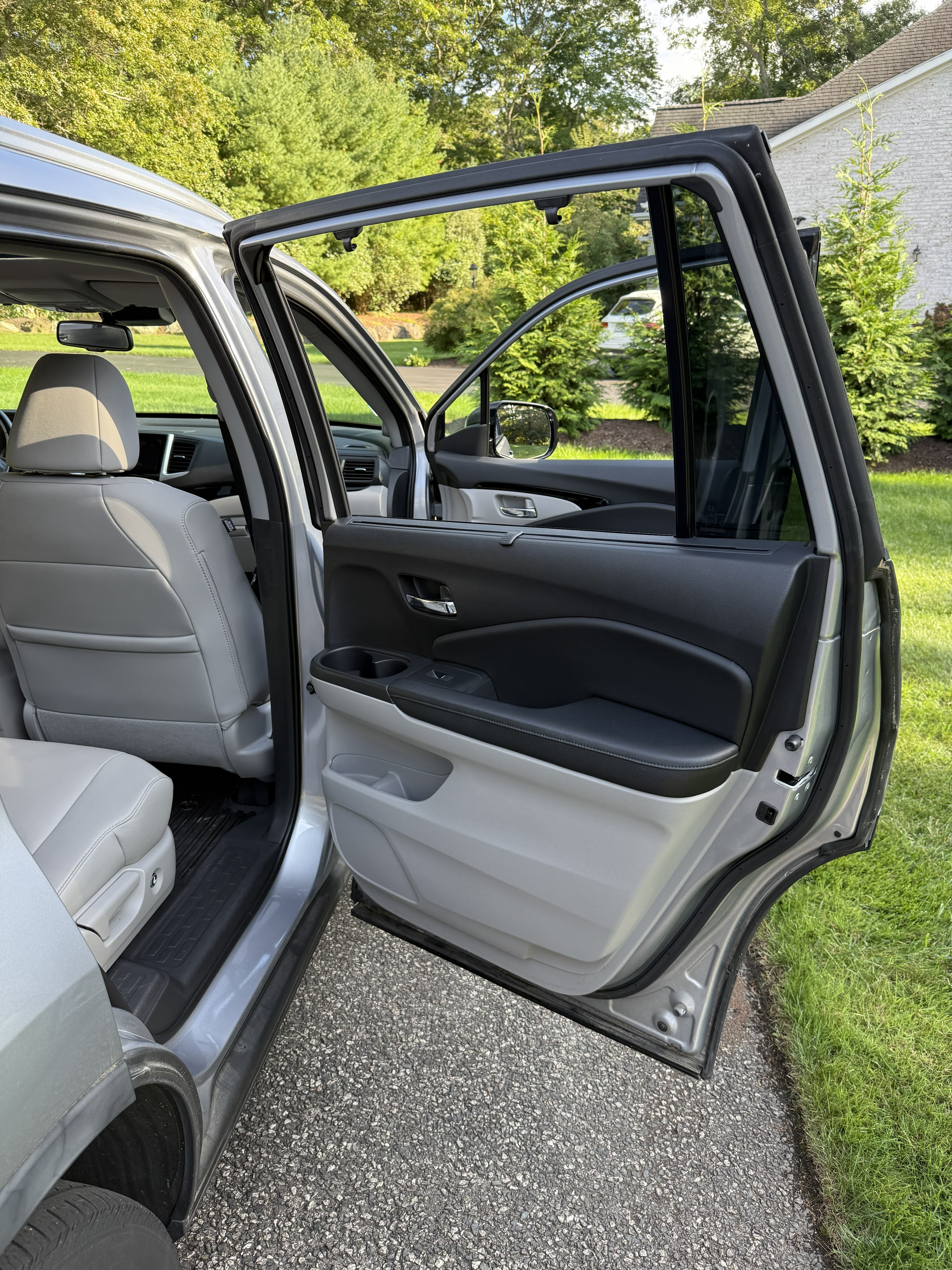 Used 2018 Honda Pilot Touring image 15