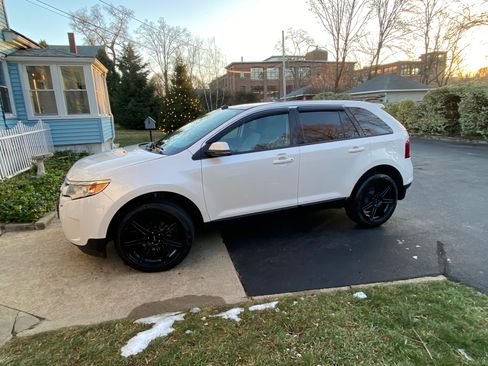 Used 2013 Ford Edge SEL image 1