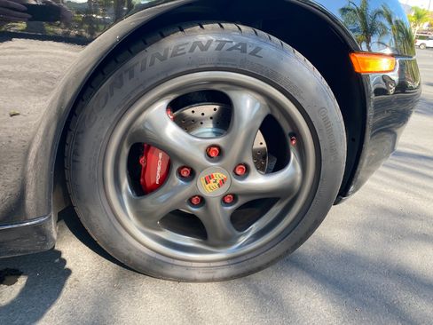 Used 1997 Porsche Boxster image 25