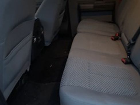 Used 2011 Ford F250 XLT w/ XLT Appearance Pkg RWD image 8