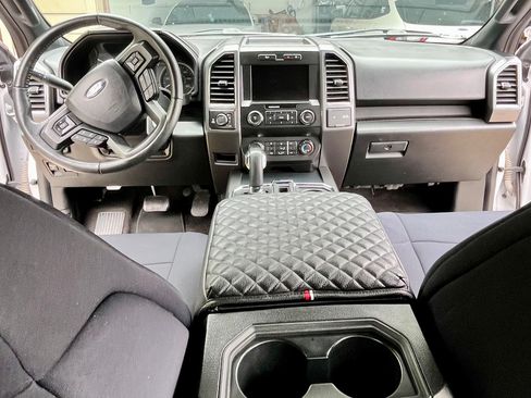 Used 2020 Ford F150 XLT w/ Equipment Group 302A Luxury AWD/4WD image 11