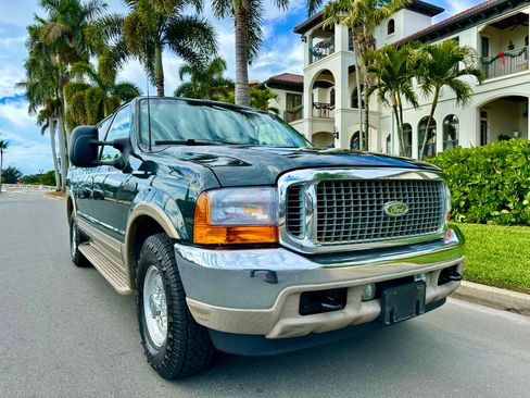 Used 2001 Ford Excursion Limited image 4