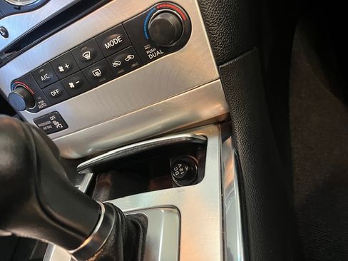 Used 2013 INFINITI G37 Sport w/ Premium Pkg image 10