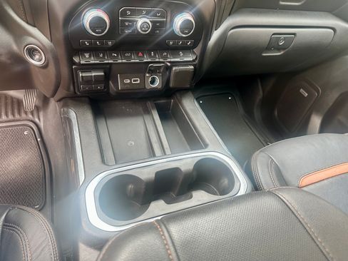 Used 2023 GMC Sierra 2500 AT4 w/ AT4 Preferred Package image 20