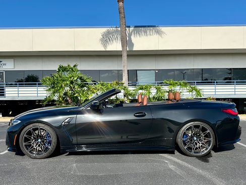 Used 2022 BMW M4 xDrive Competition w/ Executive Package image 9