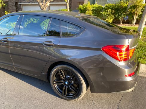 Used 2012 BMW 535i Gran Turismo image 12