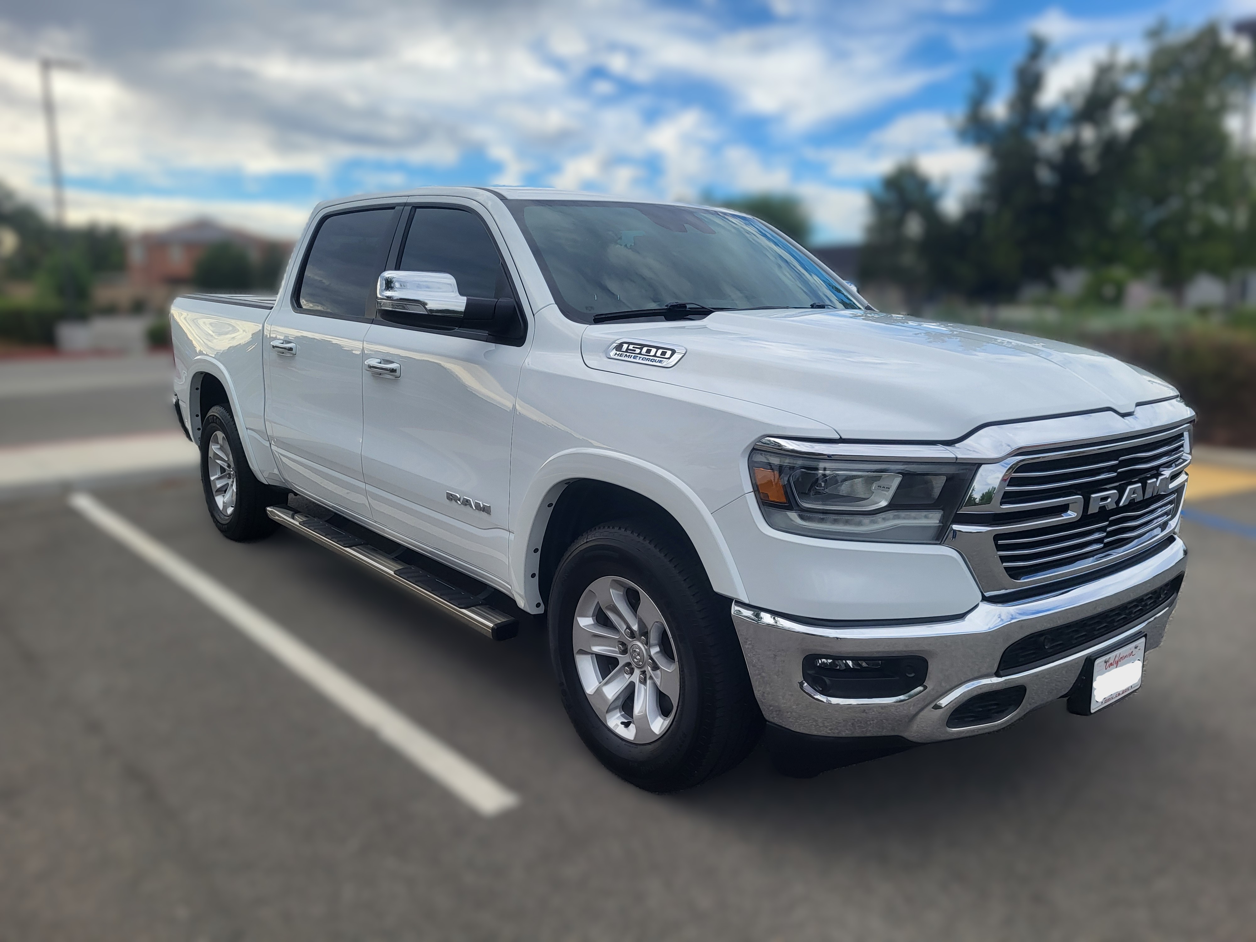 Used 2021 RAM 1500 Laramie RWD image 4
