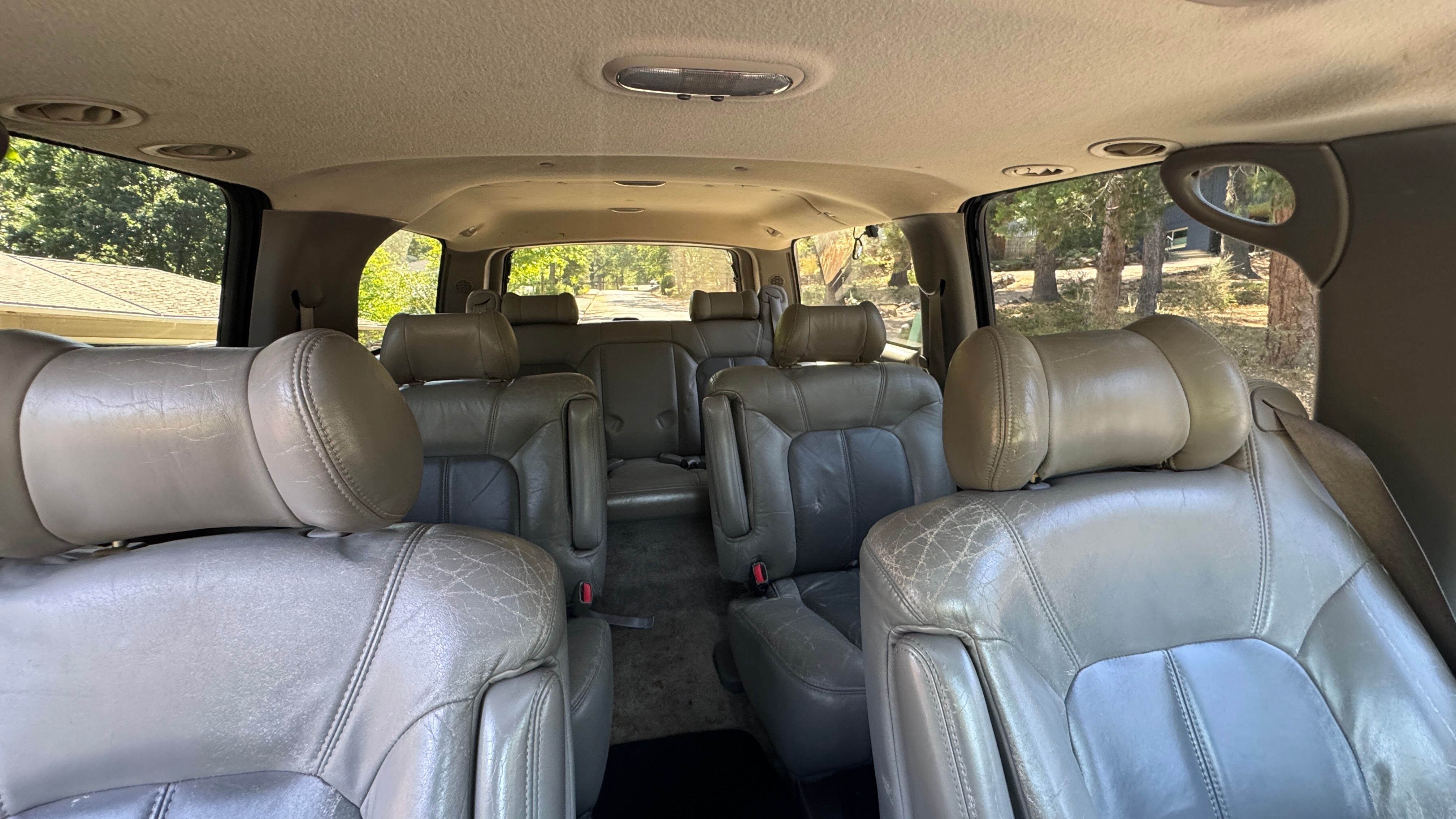 Used 2001 GMC Yukon XL Denali AWD/4WD image 15