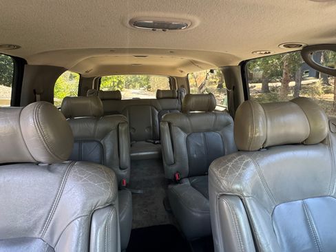 Used 2001 GMC Yukon XL Denali AWD/4WD image 15