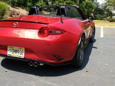 Used 2016 MAZDA MX-5 Miata Club w/ Brembo/BBS Package image 20