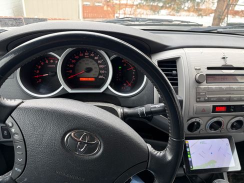 Used 2009 Toyota Tacoma 4x4 Access Cab V6 image 8
