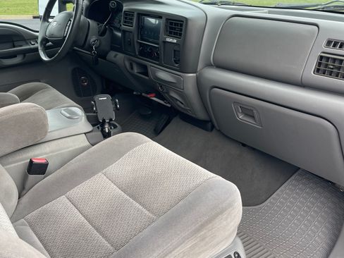 Used 2002 Ford Excursion XLT RWD image 15