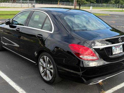 Used 2018 Mercedes-Benz C 300 Sedan image 5