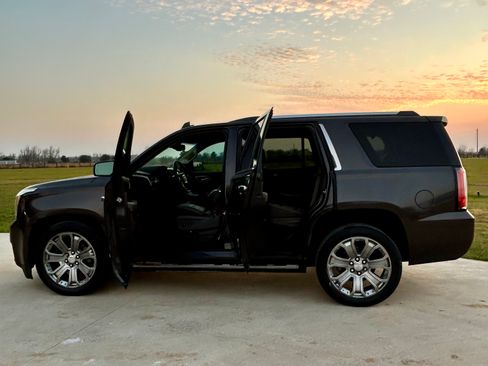 Used 2016 GMC Yukon Denali w/ Open Road Package image 13