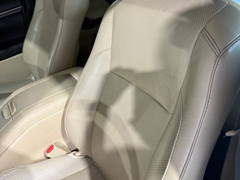 Used 2016 Toyota Highlander Limited image 14