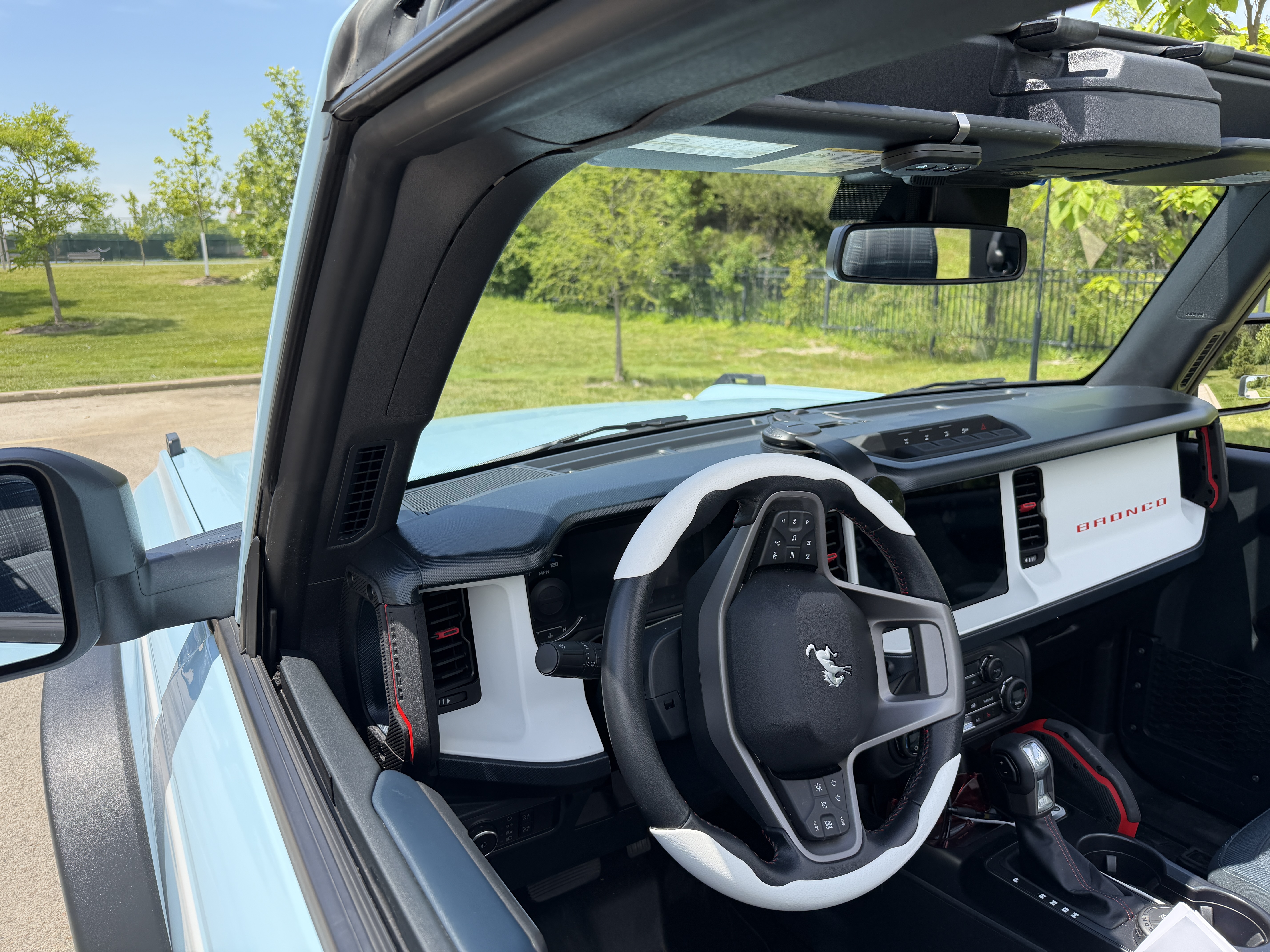 Used 2024 Ford Bronco Heritage Edition AWD/4WD image 11