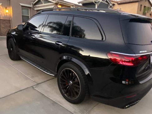 Used 2025 Mercedes-Benz GLS 63 AMG 4MATIC image 5