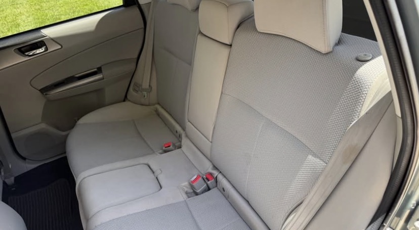 Used 2013 Subaru Forester 2.5X Premium AWD/4WD image 8
