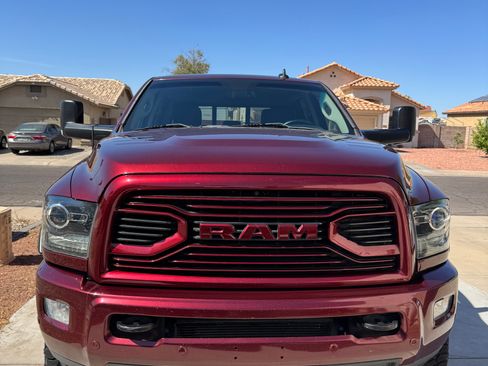 Used 2018 RAM 2500 Laramie w/ Sport Appearance Group AWD/4WD image 4