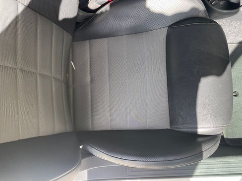 Used 2012 FIAT 500 Sport w/ Safety & Sound Pkg FWD image 10