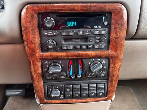 Used 2001 Oldsmobile Silhouette Premiere w/ Gold Pkg image 11