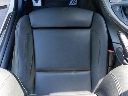 Used 2013 BMW 335i Coupe image 17