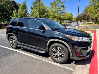 Used 2019 Toyota Highlander LE