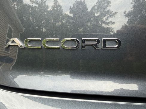 Used 2023 Honda Accord Touring image 13