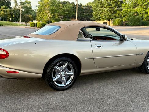Used 1999 Jaguar XK8 Convertible RWD image 8