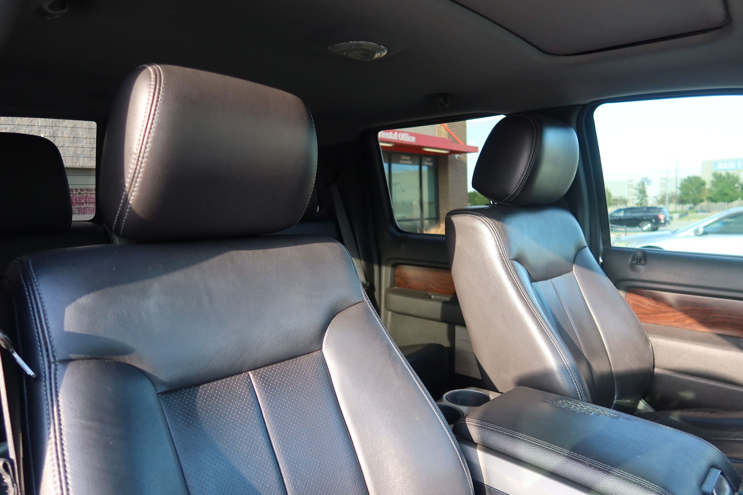 Used 2012 Ford F150 Lariat w/ Lariat Plus Pkg AWD/4WD image 10