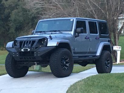 Used 2018 Jeep Wrangler Unlimited Sahara w/ Connectivity Group