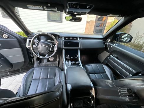 Used 2021 Land Rover Range Rover Sport HSE Silver Edition image 28