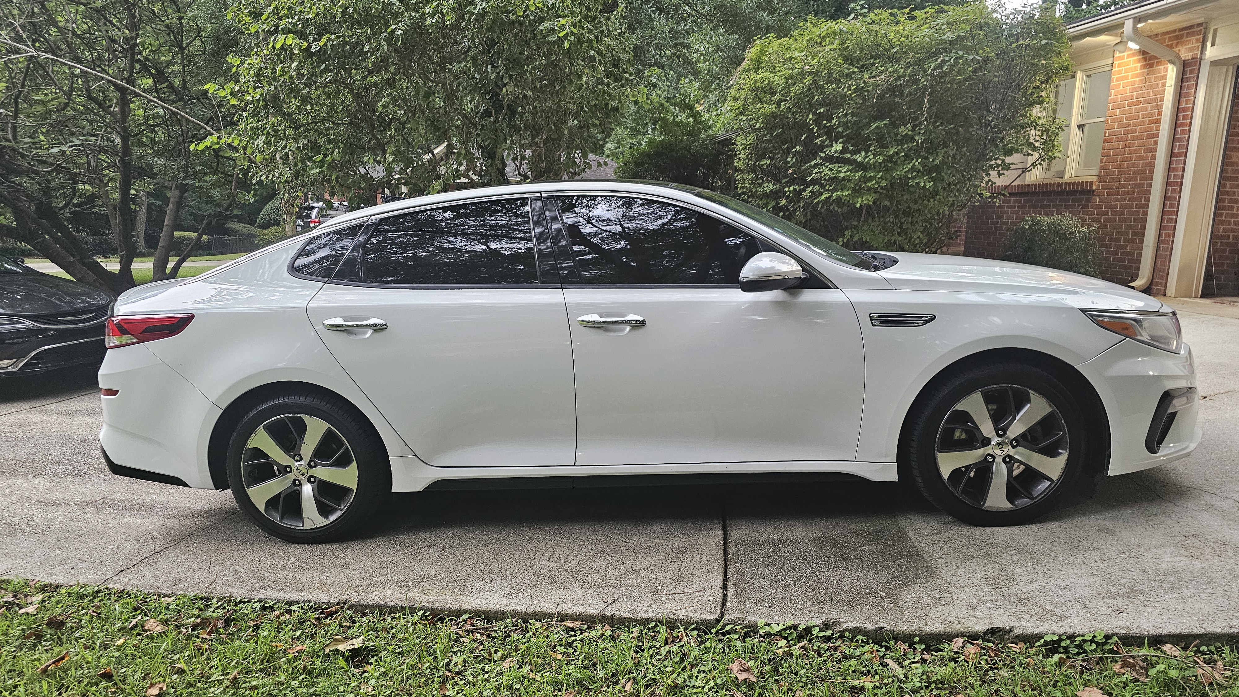 Used 2019 Kia Optima S w/ S Panoramic Sunroof Package FWD image 8